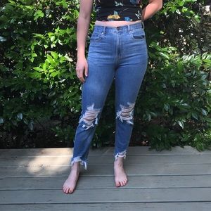 American Eagle Mom Jean